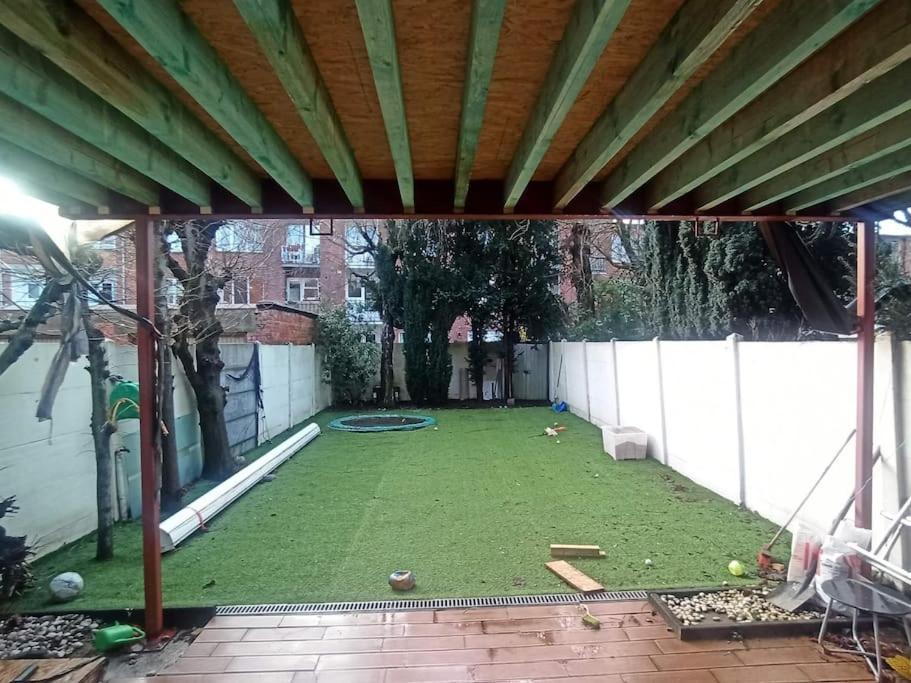 Apartment Lux & Cozy + Garden +jaccuzi *