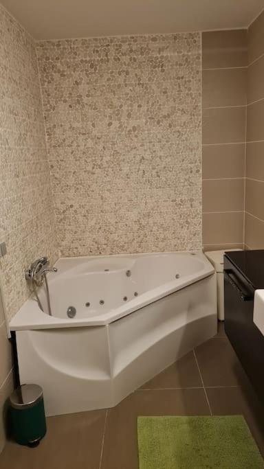 Apartamento Lux & Cozy + Garden +jaccuzi